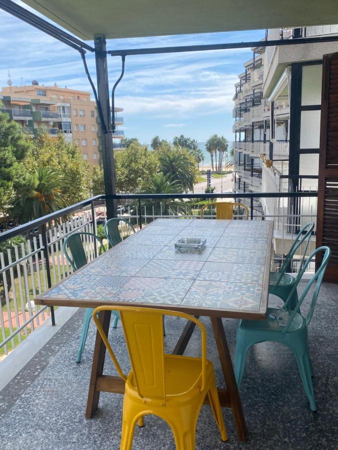 Salou : Spacieux Appartement 100 M2 Vue Sur Mer Luaran gambar