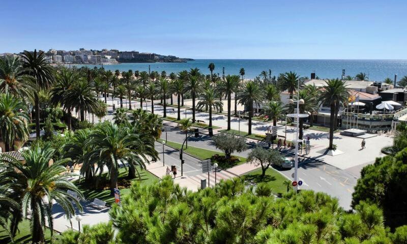 Salou : Spacieux Appartement 100 M2 Vue Sur Mer Luaran gambar